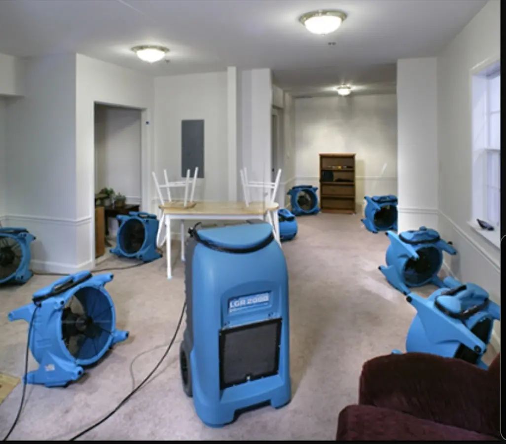 Air movers and dehumidifier setup for Water Extraction & Removal in Ilchester